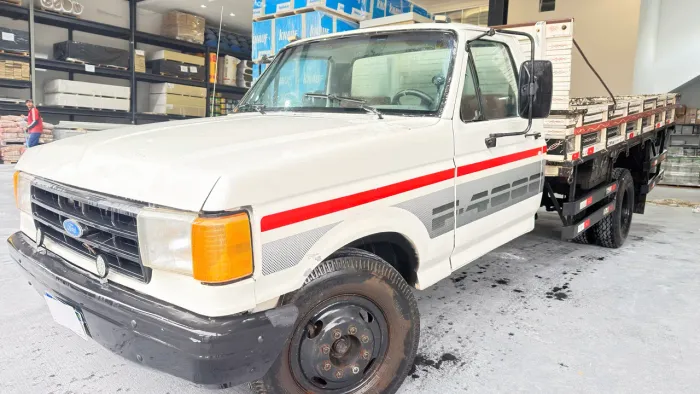 Ford F-4000 3.9 Turbo Intercooler Diesel 2P Manual 1994