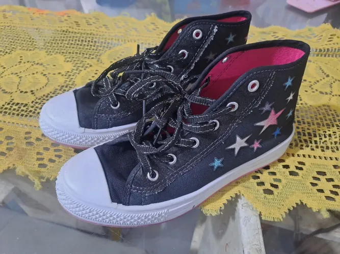 Tenis lindo tam 34 promoção 