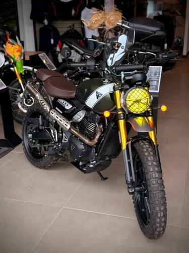 Triumph Scrambler 400X - 2026 / COM APENAS 398km + Acessórios originais 
