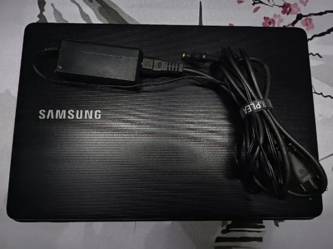 Notebook Samsung Celeron 3865U | 8GB RAM | SSD 120GB + HD 500GB