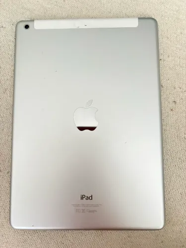 Vendo: Apple Ipad Air 1th 9.7 32gb Wifi+celular Branco - A1475 (Usado) 