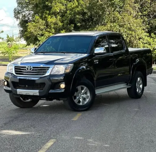 Toyota Hilux CD SRV 4X4 2.7 Flex 16V Aut. 2015