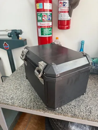 Baú + base Top Case Moto
