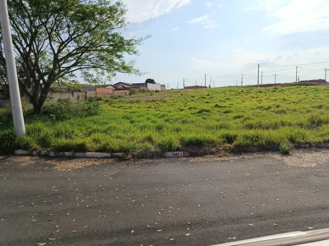 Terreno 215m² jardim Aurora estiva Gerbi