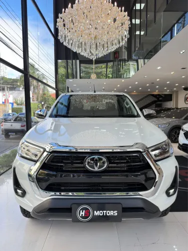 Toyota Hilux CD SRX 4X4 2.8 TDI 16V Diesel Aut. 2021