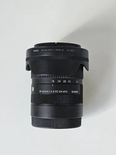 Lente Sigma 18-50 Sony E-mount
