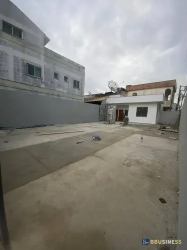 Ponto Comercial com Área Externa Ampla no Parque Rosário  Ideal para Escritório ou Serviço