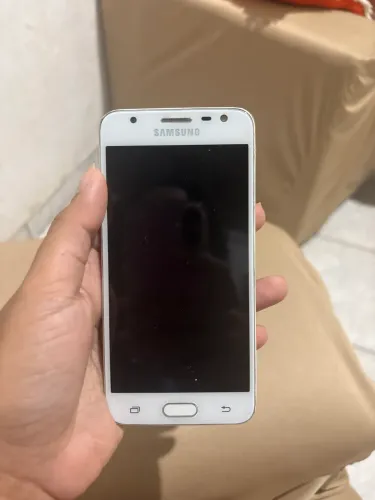 Celular J5 