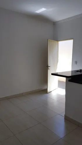 Kitnet com garagem Garavelo