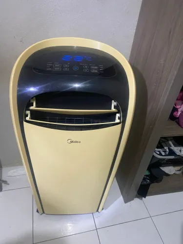 Ar condicionado portátil MIDEA 10500 Btu 110V USADO 