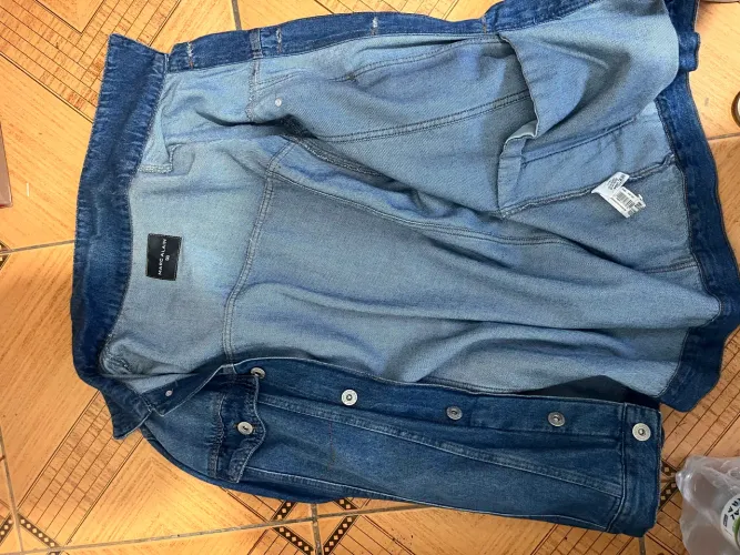 Jaqueta jeans nunca usada tamanho gg