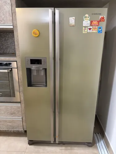 Geladeira Samsung Side by Side RS21HDUPN 127V (Com Defeito - Ler Descrição)