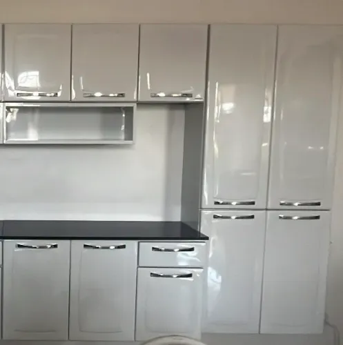 Armário de cozinha Itatiaia 