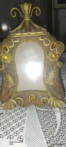 Vendo porta retrato moldura decorativa de mesa estilo vintage