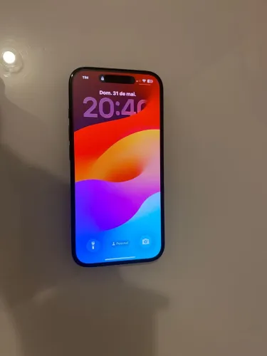 iPhone 16