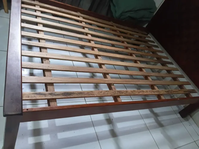 Cama de casal madeira copaiba