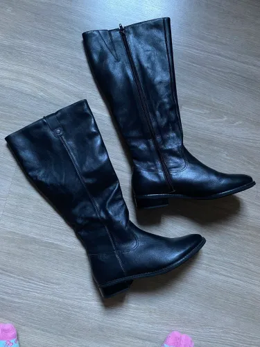 Bota de couro preta feminina 37