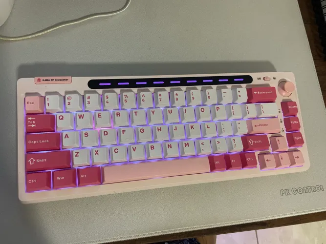 Teclado Mecânico Epomaker RT65 