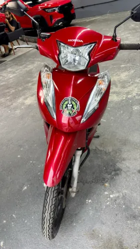 Honda Biz 2019 completa e bem cuidada