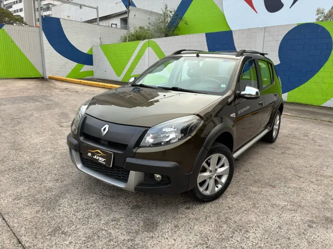 Renault Sandero Stepway Hi-flex 1.6 16V 5P Aut. 2014