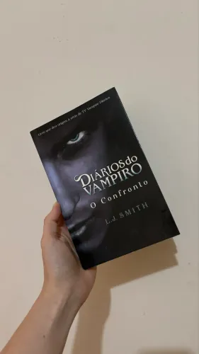 livro diários do vampiro o confronto