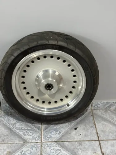 Roda dianteira Fatboy até 2017