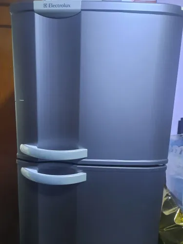 GELADEIRA ELECTROLUX DF34A FROST FREE