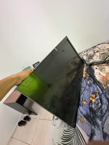 Televisão Panasonic TC-L42U30B 42 polegadas