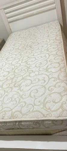 Vendo cama solteiro