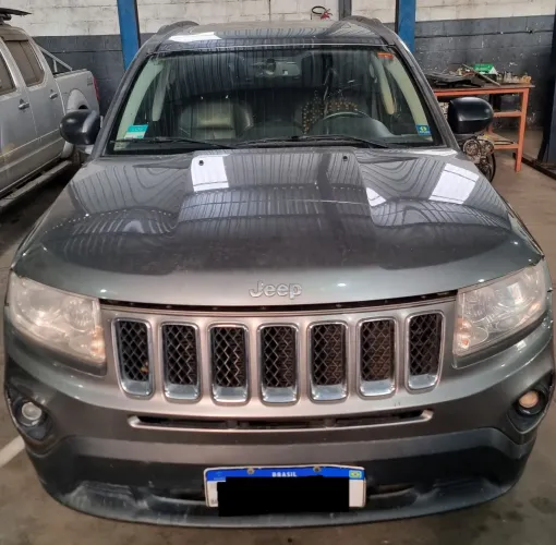 Jeep Compass Sport 2.0 16V 156cv 5P 2012