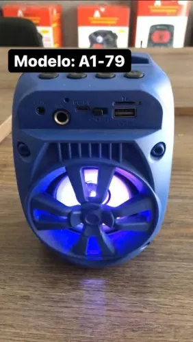 Caixinha de som Bluetooth (Nova) c/ entrada p/ microfone, USB, auxiliar e cartão e rádio
