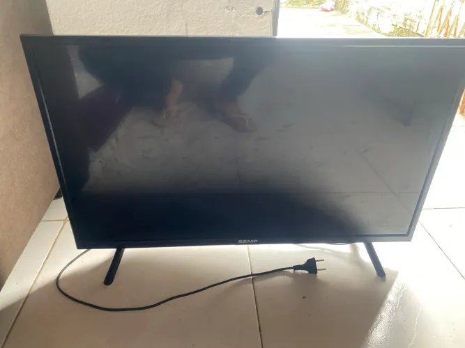 Tv 32 polegadas semp,saindo som,só não pega imagem.