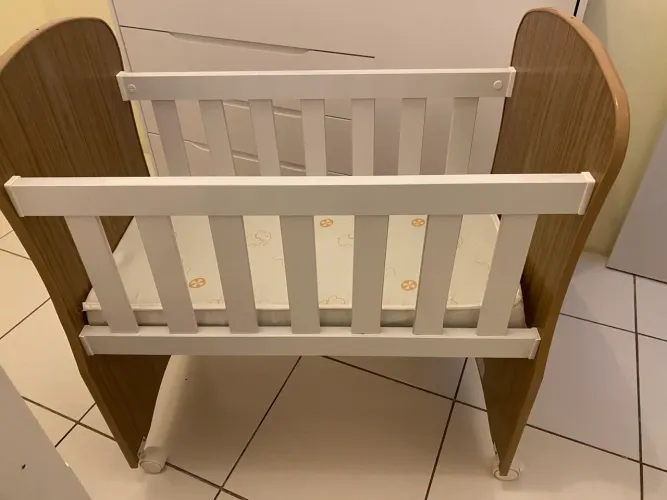 Mini Berço seminovo 