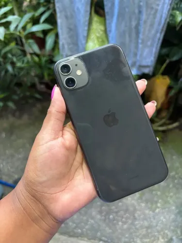 IPHONE 11 - 64GB