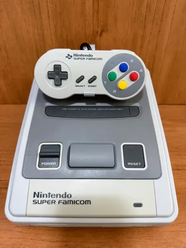 Super Nintendo Famicom + Maleta e Manual