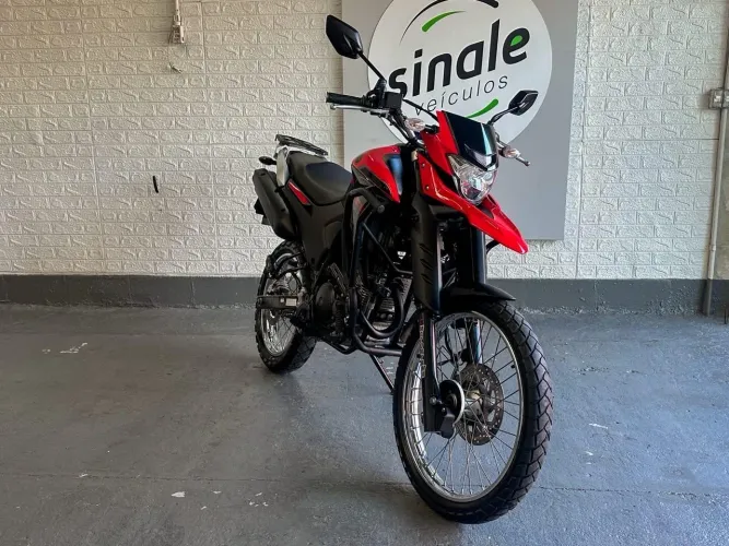 XTZ Lander 250 XTZ 2024 única dona 26.000 km
