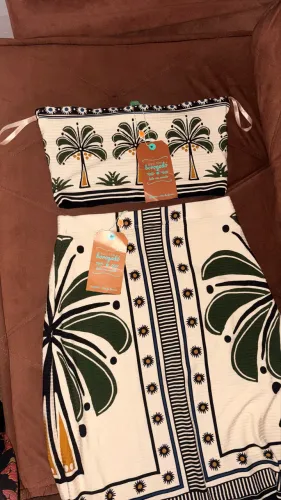 Conjunto farm tamanho P na etiqueta