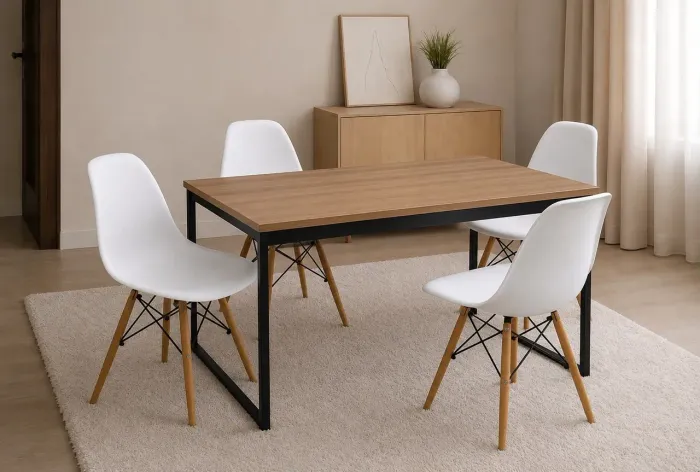 Vendo mesa com 4 cadeiras