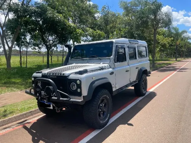 Land Rover Defender 110 TDI SW Diesel 2005