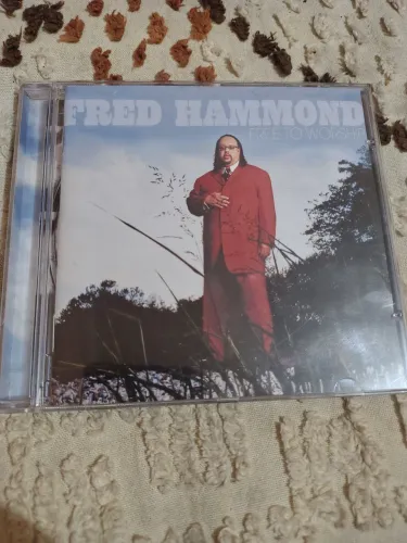 CD FRED HAMMOND - FREE TO WORSHIP - AA0001000