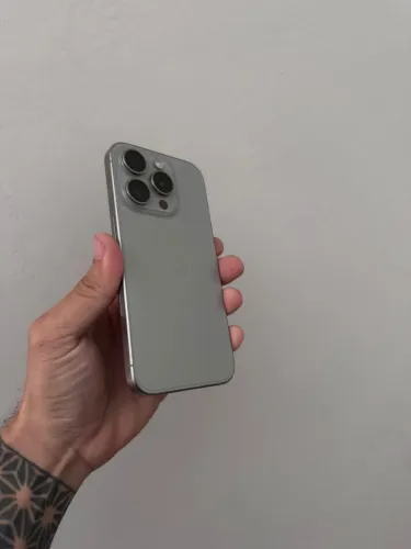 iPhone 15 pro 256