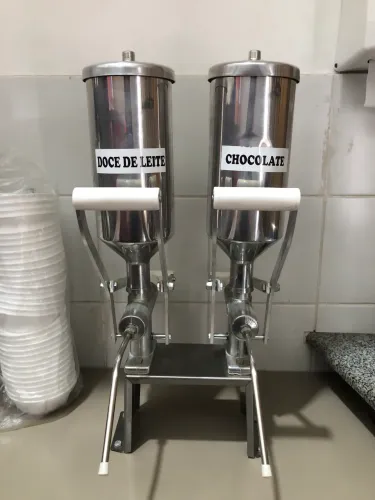VENDE-SE MAQUINÁRIOS DE CHURROS