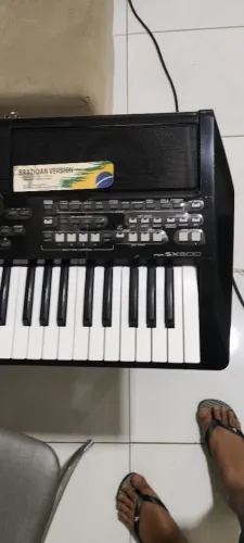 Vendo Teclado Yamaha sx600