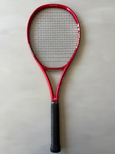 Raquete Yonex Vcore 95, 2026, L3