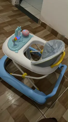 Andador Infantil Musical La Bamba da Maxi Baby