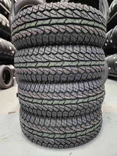 Pneus NOVOS 235 75 aro 15 Comforser 