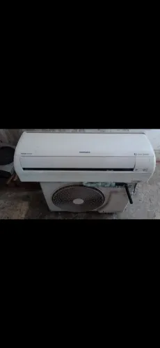 VENDO AR CONDICIONADO 9 MIL INVERTER GELANDO