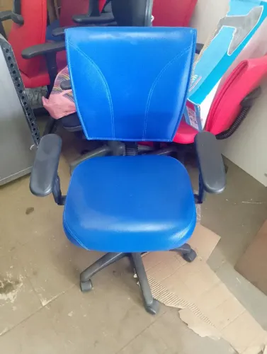 Cadeira de escritório só $150