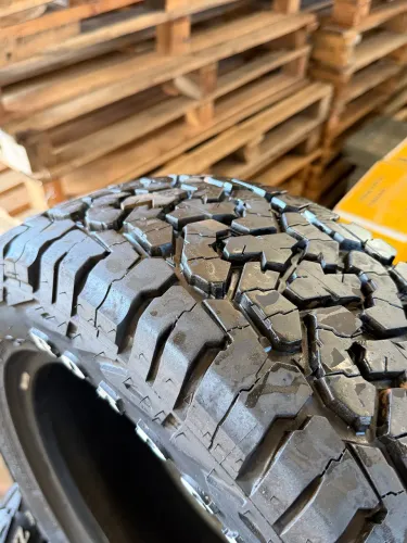 Pneus 205/60R 15 Roadcruza
