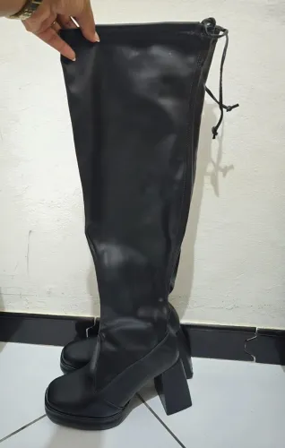 Bota feminina cano alto
